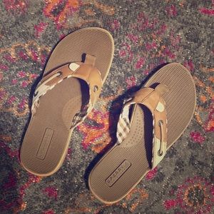 Sperry topsider flip flops 7
